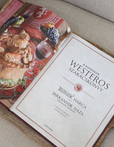 A hivatalos Westeros szakácskönyv