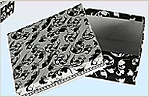 Fekete-fehér ajándékdoboz - 8in1